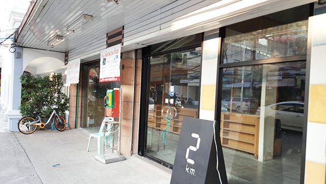 6A101033 ให้เช่าอาคารพาณิชย์ 3 คูหา ราคา 50,000 บาทต่อเดือน พื้นที่ 100 ตร.ม.