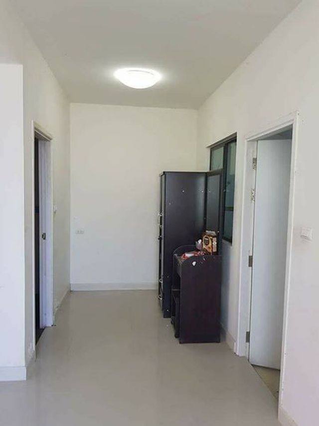 6A111409 ให้เช่าทาวน์เฮ้าส์สองชั้น 3ห้องนอน 2ห้องน้ำ พื้นที่ 21 ตรว.