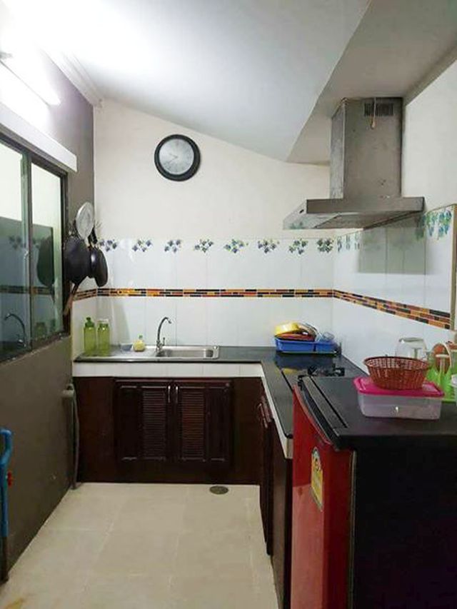 6A111409 ให้เช่าทาวน์เฮ้าส์สองชั้น 3ห้องนอน 2ห้องน้ำ พื้นที่ 21 ตรว.