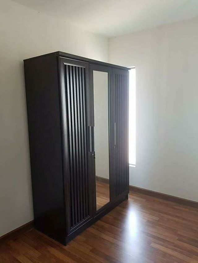 6A111409 ให้เช่าทาวน์เฮ้าส์สองชั้น 3ห้องนอน 2ห้องน้ำ พื้นที่ 21 ตรว.