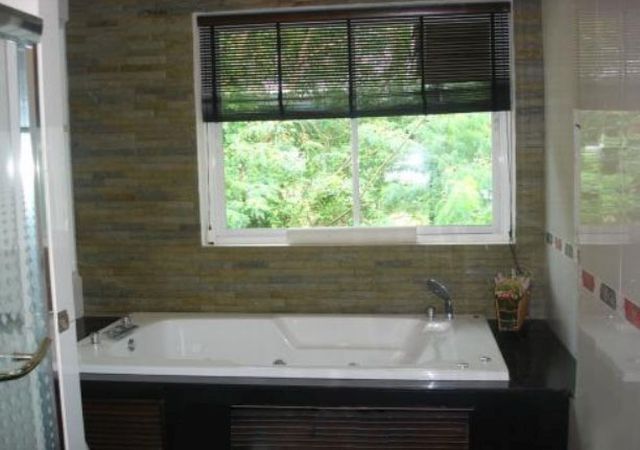 6A111410 ให้เช่าบ้านเดี่ยว 2 ชั้น 3 ห้องนอน 4 ห้องน้ำ พื้นที่กว้างขวาง ปลอดภัย