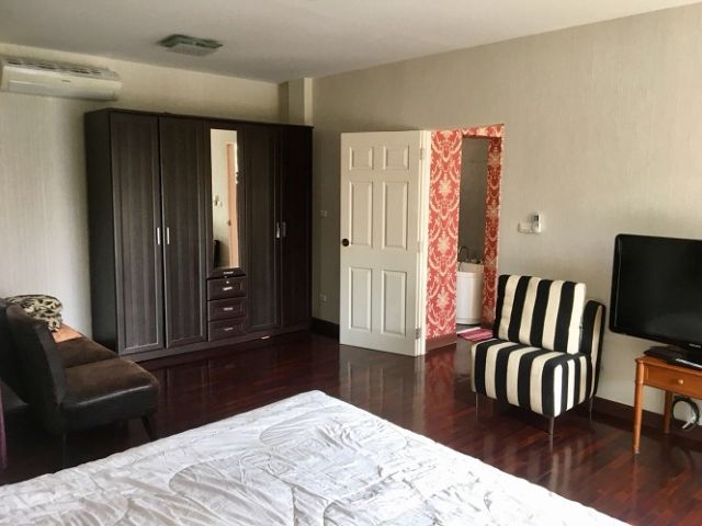 6A90785 ให้เช่าบ้านเดี่ยว 2 ชั้น 4 ห้องนอน 3 ห้องน้ำ พื้นที่ 60 ตรว.