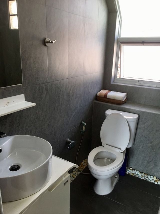 6A90785 ให้เช่าบ้านเดี่ยว 2 ชั้น 4 ห้องนอน 3 ห้องน้ำ พื้นที่ 60 ตรว.