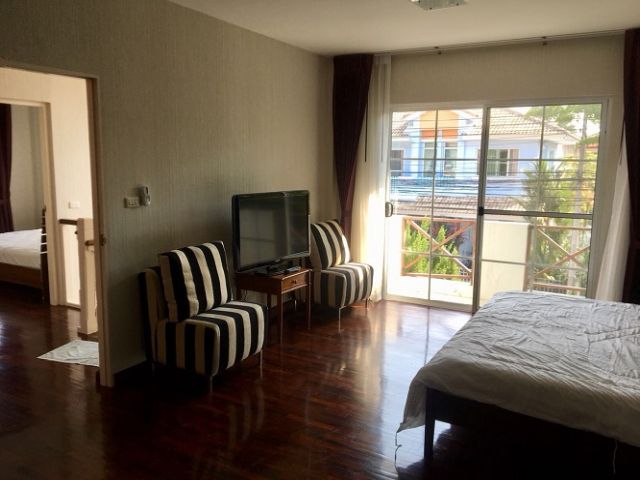 6A90785 ให้เช่าบ้านเดี่ยว 2 ชั้น 4 ห้องนอน 3 ห้องน้ำ พื้นที่ 60 ตรว.