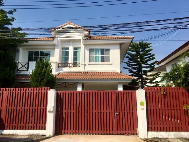 6A90785 ให้เช่าบ้านเดี่ยว 2 ชั้น 4 ห้องนอน 3 ห้องน้ำ พื้นที่ 60 ตรว.