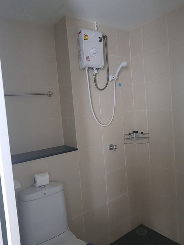 6A101046 ให้เช่าคอนโดมิเนียม ชั้น 4 มี 1 ห้องนอน 1 ห้องน้ำ เนื้อที่ 32 ตรม.