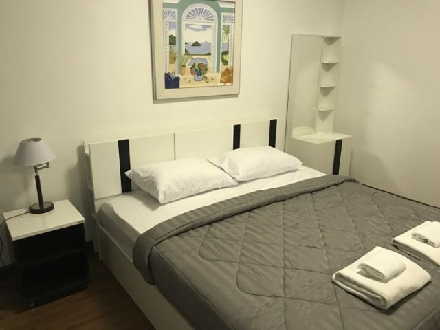 6A101046 ให้เช่าคอนโดมิเนียม ชั้น 4 มี 1 ห้องนอน 1 ห้องน้ำ เนื้อที่ 32 ตรม.