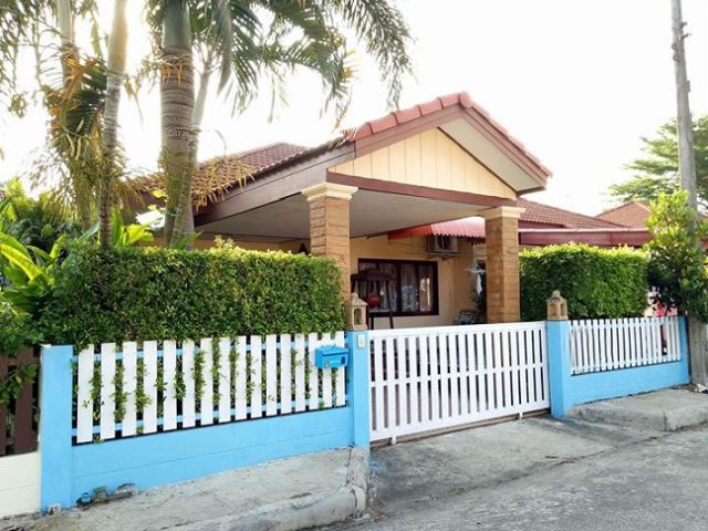 6A40297 ให้เช่าบ้านแฝดชั้นเดียว 2 ห้องนอน 2 ห้องน้ำ พื้นที่ 36 ตรว.