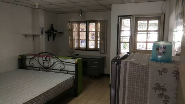 6A101049 ให้เช่าบ้านทาวน์เฮ้าส์ 2 ชั้น 2 ห้องนอน 2 ห้องน้ำ พื้นที่ 19 ตรว.