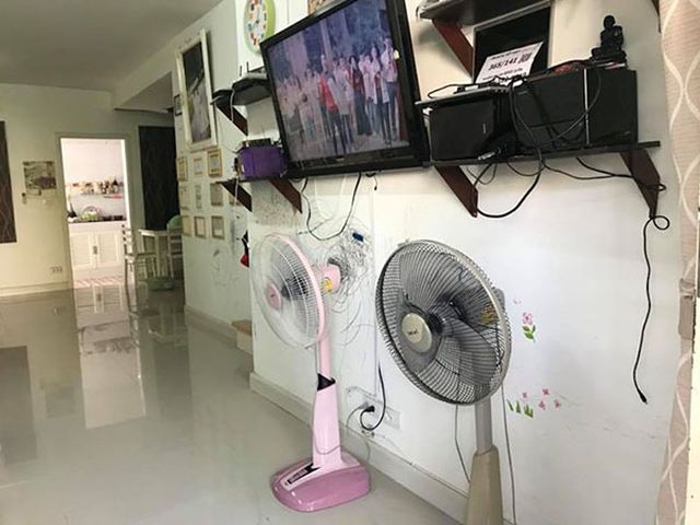 6C120169 ขายทาวน์เฮ้าส์ 2 ชั้น 3 ห้องนอน 2 ห้องน้ำ พื้นที่ 20 ตรว.