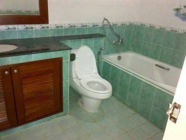 6A80374 ให้เช่าบ้านเดี่ยว 2 ชั้น 3 ห้องนอน 3 ห้องน้ำ เดือนละ 25,000 บ.