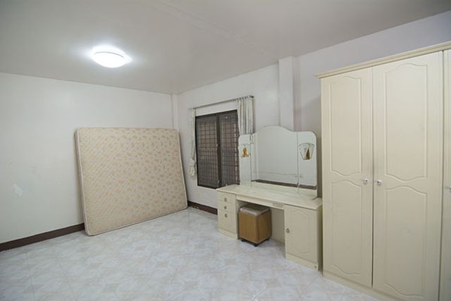 6A90792 ให้เช่าบ้านแฝดชั้นเดียว 3 ห้องนอน 3 ห้องน้ำ พื้นที่ 40 ตรว.