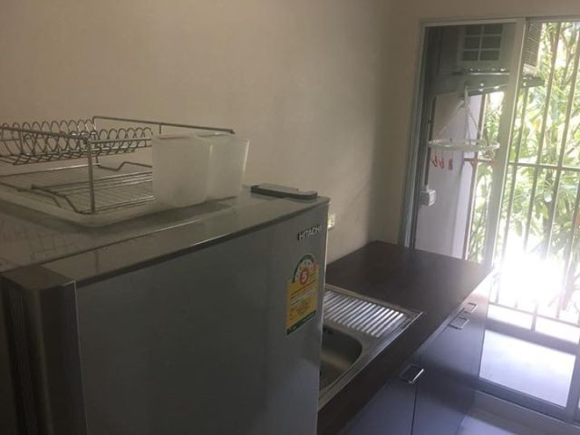 6A111422 ให้เช่าคอนโด วิวสระ เฟอร์นิเจอร์ครบ ราคาถูก เดือนละ 9,000 บ.