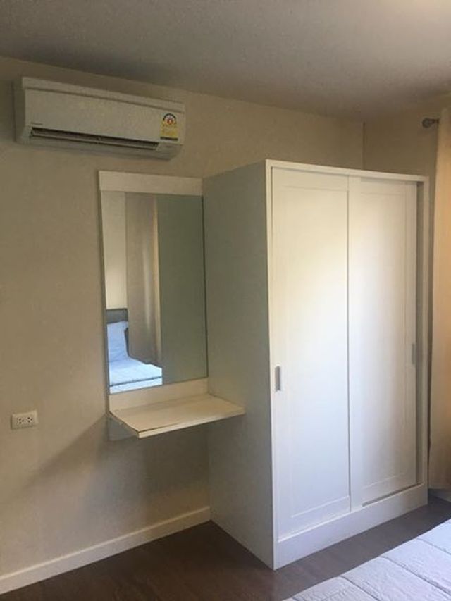 6A111422 ให้เช่าคอนโด วิวสระ เฟอร์นิเจอร์ครบ ราคาถูก เดือนละ 9,000 บ.