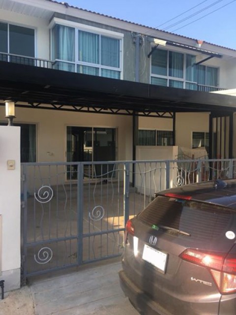 6A101070 ให้เช่าทาวน์เฮาส์ 2 ชั้น 3 ห้องนอน 2 ห้องน้ำ ราคาเช่าเดือนละ 11,000 บาท