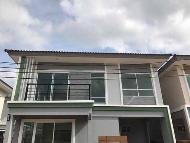 6A111472 ให้เช่าบ้านเดี่ยว 2 ชั้น มี 3 ห้องนอน 2 ห้องน้ำ พื้นที่ 50 ตรว.