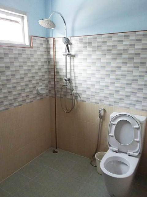 6A90816 ให้เช่าทาวน์เฮ้าส์ 2 ชั้น 3 ห้องนอน 2 ห้องน้ำ พื้นที่ 30 ตรว.