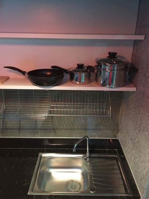 6A111480 ให้เช่าทาวน์เฮ้าส์ 2 ชั้น 3 ห้องนอน 2 ห้องน้ำ พื้นที่ 25 ตรว.