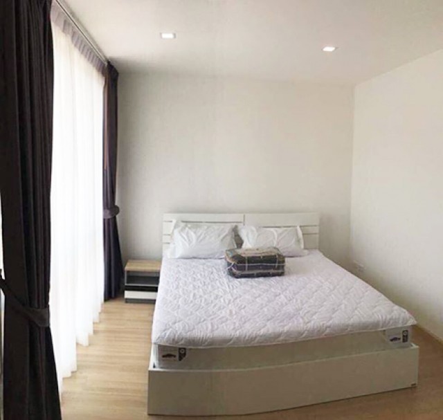 6A111480 ให้เช่าทาวน์เฮ้าส์ 2 ชั้น 3 ห้องนอน 2 ห้องน้ำ พื้นที่ 25 ตรว.