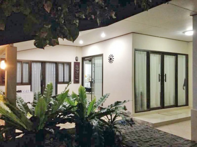 6A40316 ให้เช่าบ้านแฝดชั้นเดียว 2ห้องนอน 1ห้องน้ำ เดือนละ 20,000 บ.