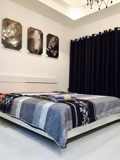 6A111481 ให้เช่าทาวน์เฮ้าส์ 2 ชั้น 2 ห้องนอน 2 ห้องน้ำ พื้นที่ 25 ตรว.