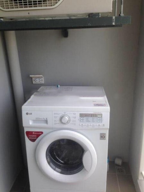 6A111482 ให้เช่าคอนโดมิเนียม ชั้น 7 มี 1 ห้องนอน 1 ห้องน้ำ เนื้อที่ 34 ตรม.