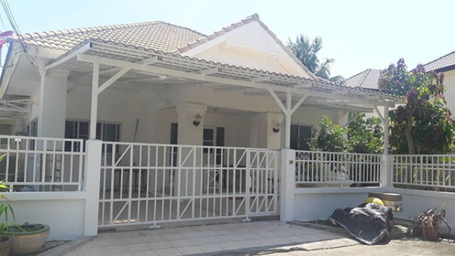 6A90826 ให้เช่าบ้านเดี่ยวชั้นเดียว 3 ห้องนอน 2 ห้องน้ำ พื้นที่ 84 ตรว.