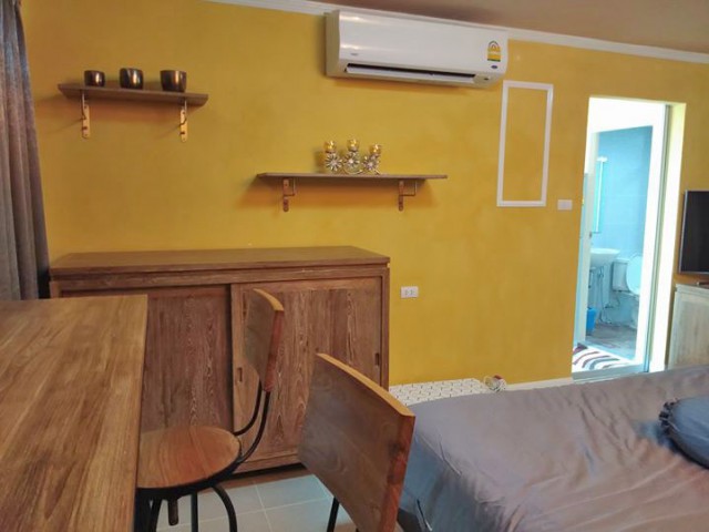 6A101118 ให้เช่าคอนโดย่านเศรษฐกิจ ห้องสวย เฟอร์นิเจอร์ครบ เดือนละ 27,000 บ.