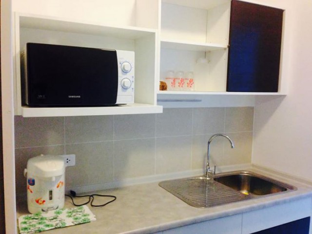 6A101122 ให้เช่าคอนโดย่านเศรษฐกิจ เฟอร์นิเจอร์ครบครัน ใจกลางเมือง