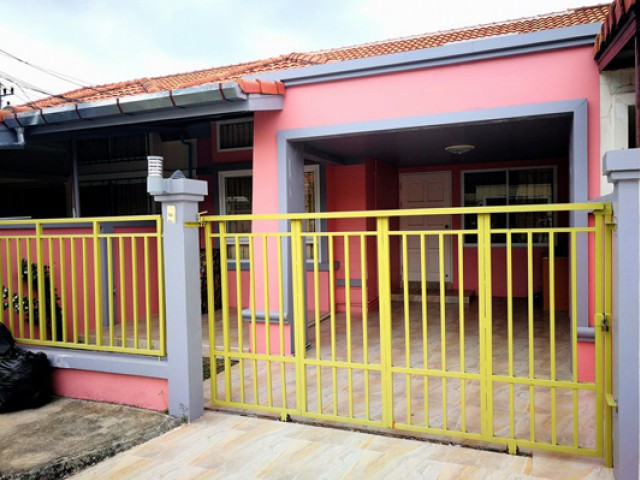 6A101136 ให้เช่าทาวน์เฮาส์ชั้นเดียว 2 ห้องนอน 1 ห้องน้ำ