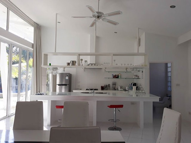 6A120472 ให้เช่าบ้านเดี่ยว ชั้นเดียว Premium 3 ห้องนอน 4 ห้องน้ำ