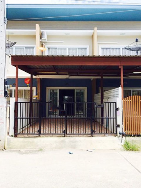 6A111531 ให้เช่าทาวน์เฮ้าสองชั้น 2 ห้องนอน 3 ห้องน้ำ พื้นที่ 20 ตรว.