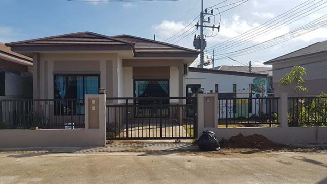 6A20068 บ้านเช่า ให้เช่าบ้านเดี่ยวชั้นเดียว 2 ห้องนอน 2 ห้องน้ำ พื้นที่ 54 ตรว.