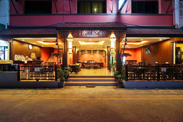 6C60062 ขายเกสท์เฮ้าส์ ห้าชั้น 25 ห้องนอน 26 ห้องน้ำ