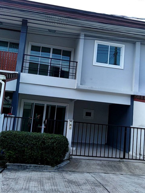 MT-0010 -ทาวน์เฮ้าส์ 2ชั้นให้เช่า มี 3 ห้องนอน 2 ห้องน้ำ 1 ห้องครัว