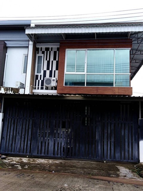 MT-0018 -ทาวน์เฮ้าส์ 2 ชั้น ให้เช่า มี 2 ห้องนอน 3 ห้องน้ำ 1 ห้องครัว