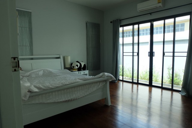 RW-0002 -พลูวิลล่าให้เช่าน่าอยู่ บรรยากาศดี มี 3 ห้องนอน 4 ห้องน้ำ