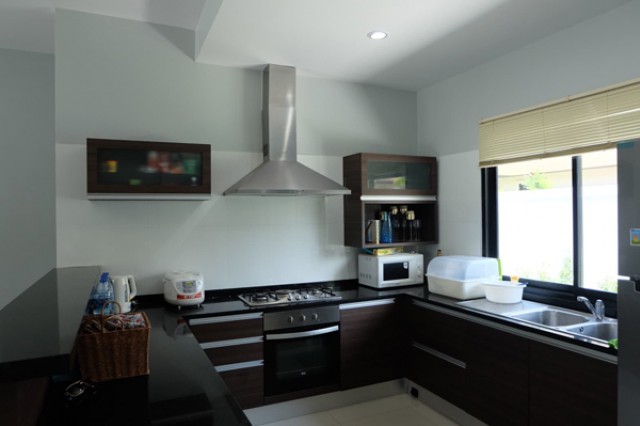 RW-0002 -พลูวิลล่าให้เช่าน่าอยู่ บรรยากาศดี มี 3 ห้องนอน 4 ห้องน้ำ