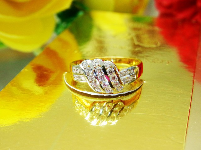 แหวนเพชรแท้ ห้างเพชรกาญจน์ มีหน้าร้าน