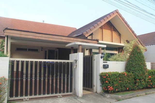 BR-0003 -บ้านเดี่ยวชั้นเดียวให้เช่า มี 3 ห้องนอน 2 ห้องน้ำ 1 ห้องครัว 1 ที่จอดรถ