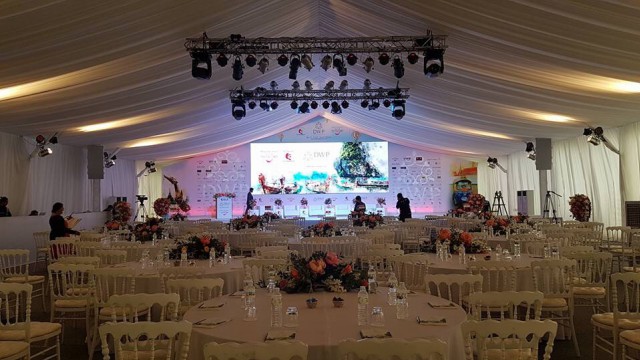 ให้เช่าแอร์ พัดลมไอน้ำ พัดลมไอเย็น เต็นท์ โต๊ะเหลี่ยม เก้าอี้ โทร 0628123629