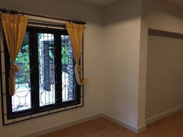 TL-0019 -บ้านเดี่ยวชั้นเดียวในหมู่บ้านให้เช่า มี 3 ห้องนอน 2 ห้องน้ำ