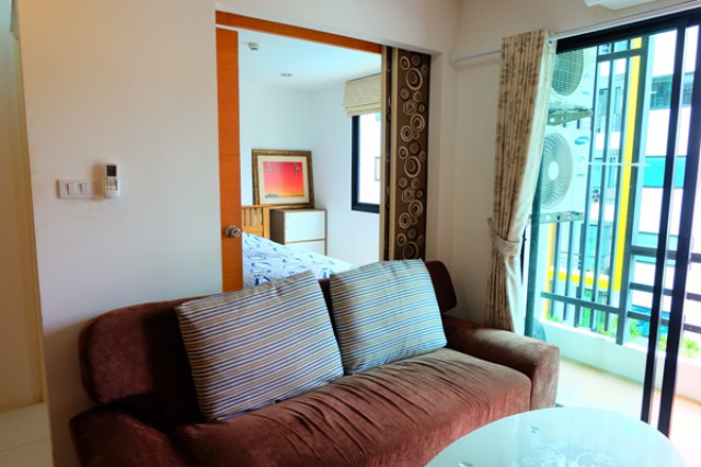 KT-0041 - คอนโดเช่ารัชพรเพลส มี 1 ห้องนอน 1 ห้องน้ำ 1 ห้องครัว