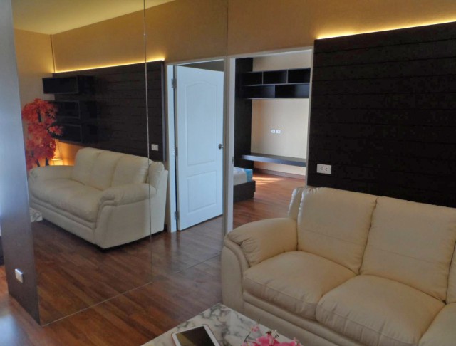 6A101206 ให้เช่าคอนโดวิวภูเขา พื้นที่ 90 ตรม. เฟอร์นิเจอร์ครบ 2 ห้องนอน