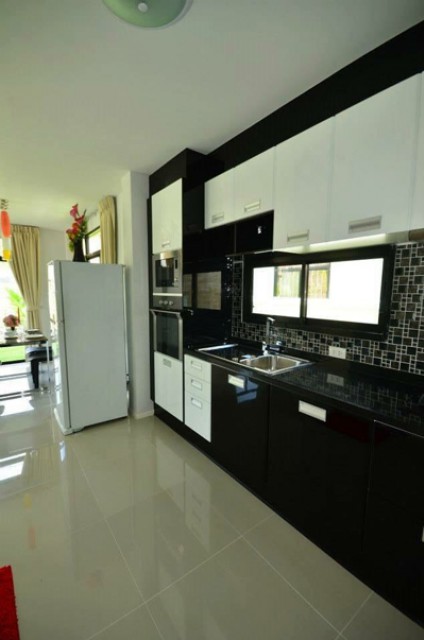 KT-0042 -บ้านเดี่ยว 2ชั้นให้เช่า มี 3 ห้องนอน 2 ห้องน้ำ 1 ห้องครัว