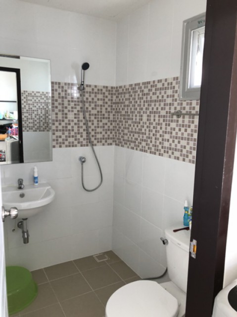 MT-0054 -ทาวน์เฮ้าส์ 2ชั้นให้เช่า มี 3 ห้องนอน 2 ห้องน้ำ 1 ห้องครัว 1 ที่จอดรถ