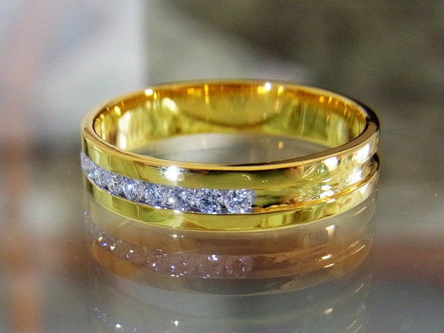 แหวนเพชรแท้ ห้างเพชรกาญจน์ มีหน้าร้าน