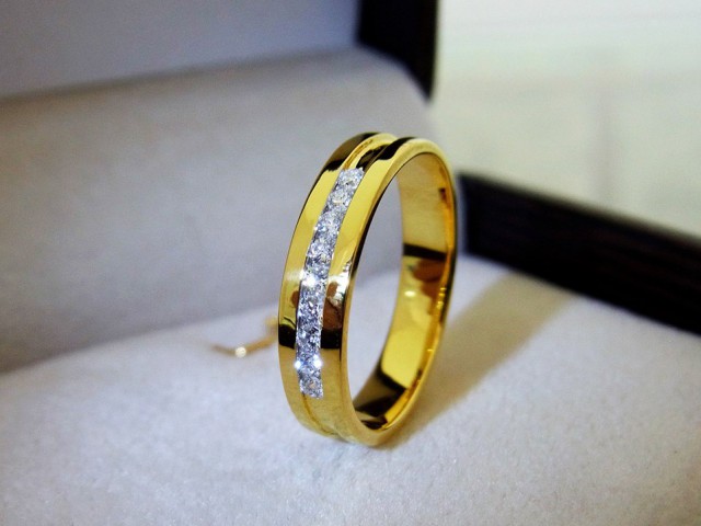 แหวนเพชรแท้ ห้างเพชรกาญจน์ มีหน้าร้าน