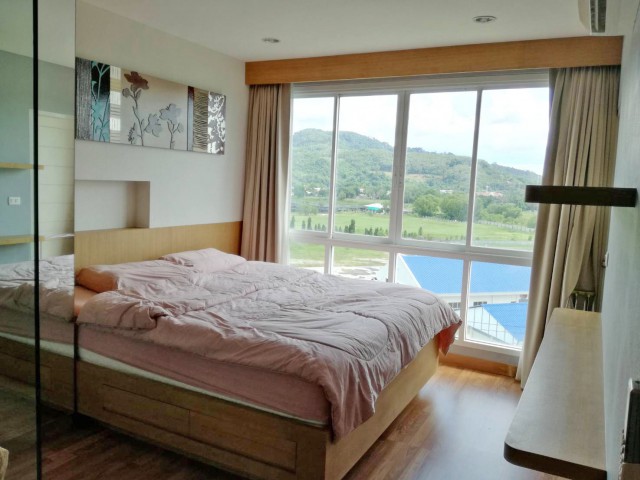 6A90917 ให้เช่าคอนโดย่านเศรษฐกิจ วิวภูเขา บรรยากาศดี เฟอร์นิเจอร์ครบ.