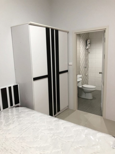 6C20010 ขายทาวน์เฮ้าส์ 2 ห้องนอน 2 ห้องน้ำ พื้นที่ 62 ตรม.